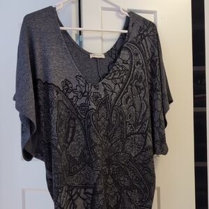 Phanuel Gray V-Neck Oversized Top